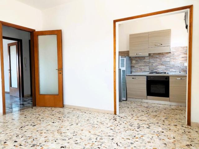 Quadrilocale in affitto a Cascina