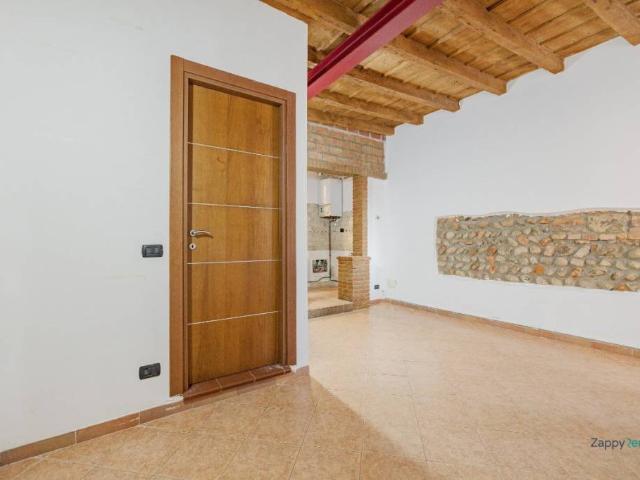 Quadrilocale in affitto a Cornate d'Adda via Dossi Donato, 13