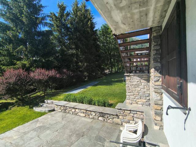 Quadrilocale in affitto a Courmayeur strada del Villair