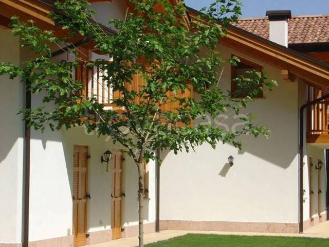 Quadrilocale in affitto a Fai della Paganella via Delle Praiole, 19