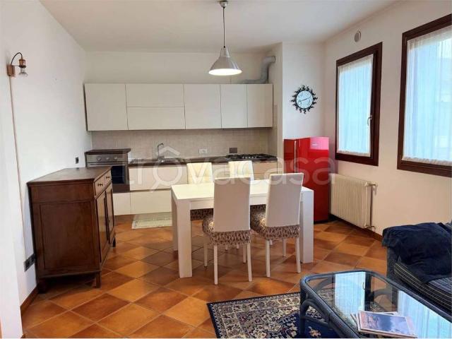 Quadrilocale in affitto a Falzè di Piave, Sernaglia della Battaglia