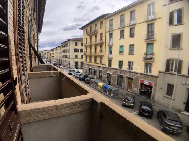 Quadrilocale in affitto a Firenze, Gavinana