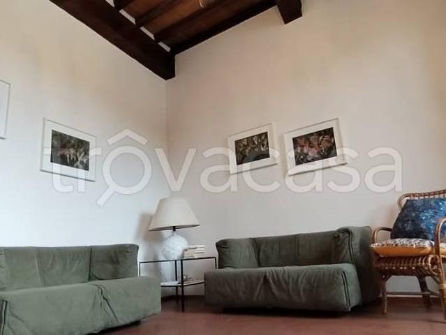 Quadrilocale in affitto a Firenze, Santa Croce