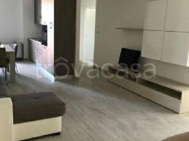 Quadrilocale in affitto a Frosinone via Casilina Nord, 81