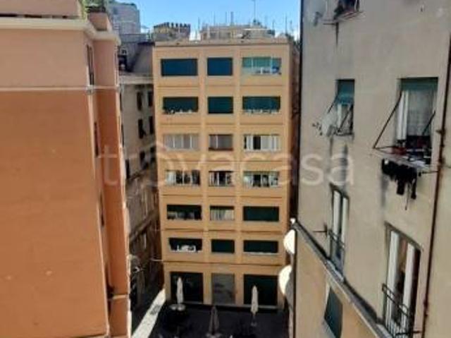 Quadrilocale in affitto a Genova vico di San Pancrazio, 7, Maddalena