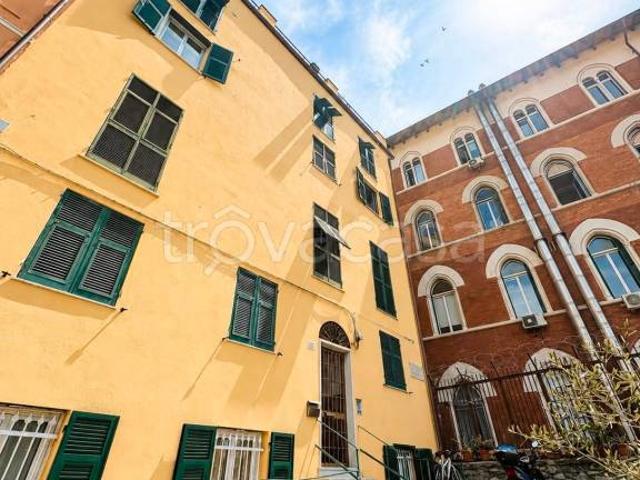 Quadrilocale in affitto a Genova, Molo