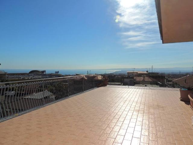 Quadrilocale in affitto a Gravina di Catania, Centro