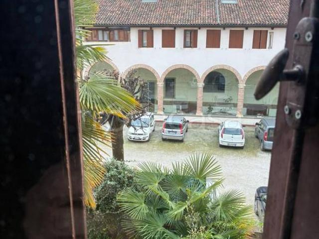 Quadrilocale in affitto a Padova via San Pietro, Savonarola Ponte Molino