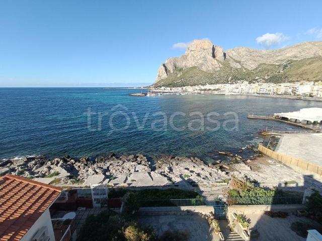 Quadrilocale in affitto a Palermo via Plauto, Zisa