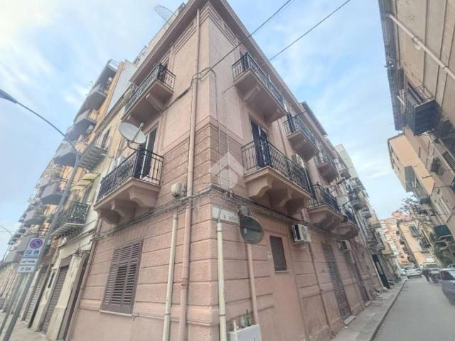 Quadrilocale in affitto a Palermo via Scilla Agostino, 6, Zisa
