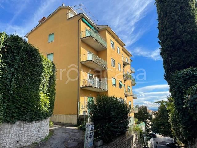 Quadrilocale in affitto a Perugia via 20 Settembre, Centro