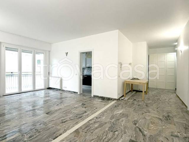 Quadrilocale in affitto a Riccione, Centro