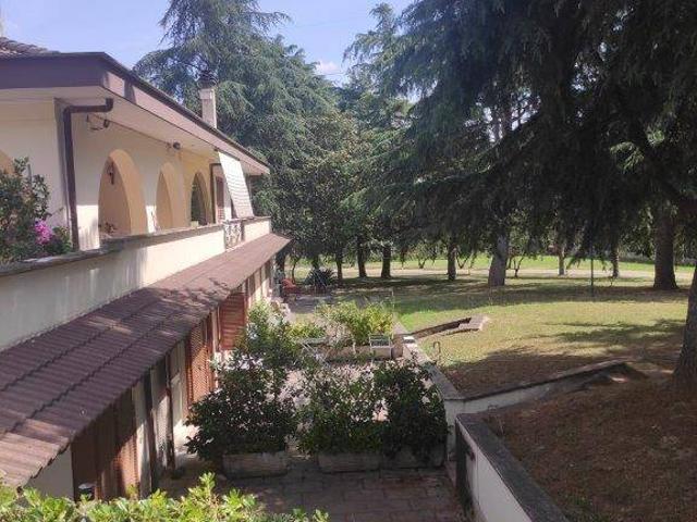 Quadrilocale in affitto a Roma, Castel di Leva