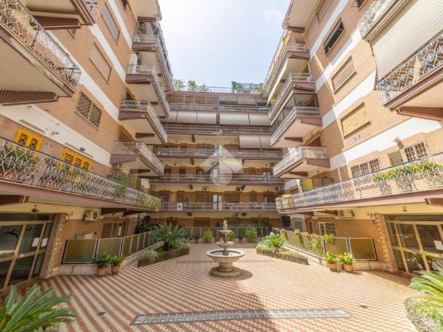 Quadrilocale in affitto a Roma via Scipio Sighele, 39, Villa Gordiani