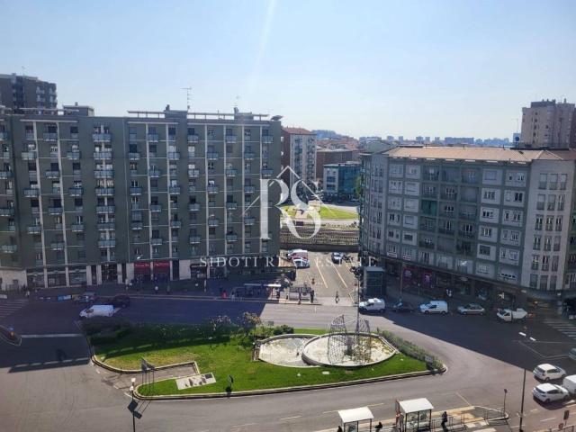 Quadrilocale in affitto a Sesto San Giovanni via Fratelli Bandiera, 9