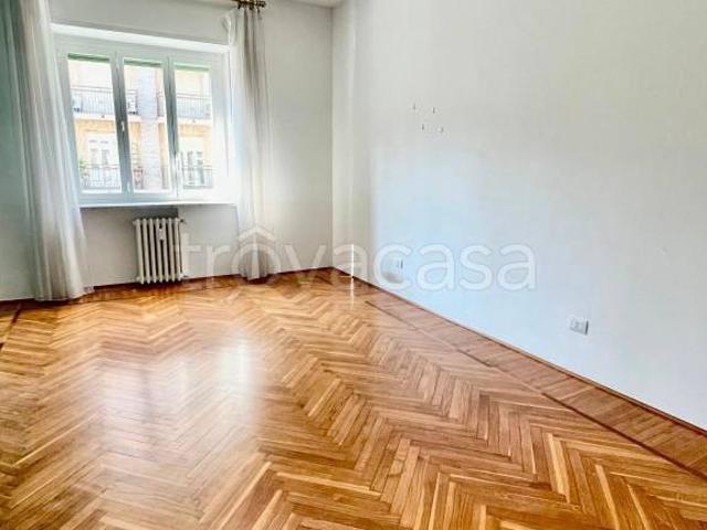 Quadrilocale in affitto a Torino via Barletta, 62, Santa Rita