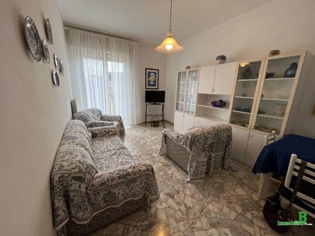 Quadrilocale in affitto a Viareggio
