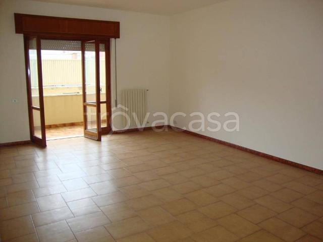 Quadrilocale in affitto ad Anzio via Lombardia, Anzio Colonia