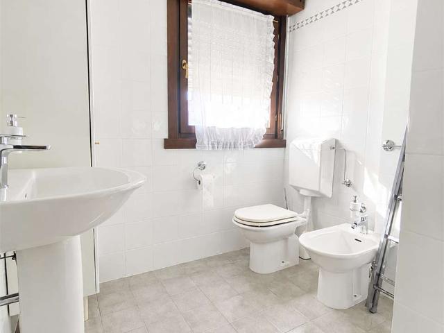 Quadrilocale in locazione con terrazzo