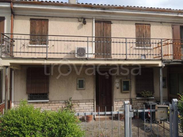 Quadrilocale in vendita a Mantova, Cittadella Colle Aperto