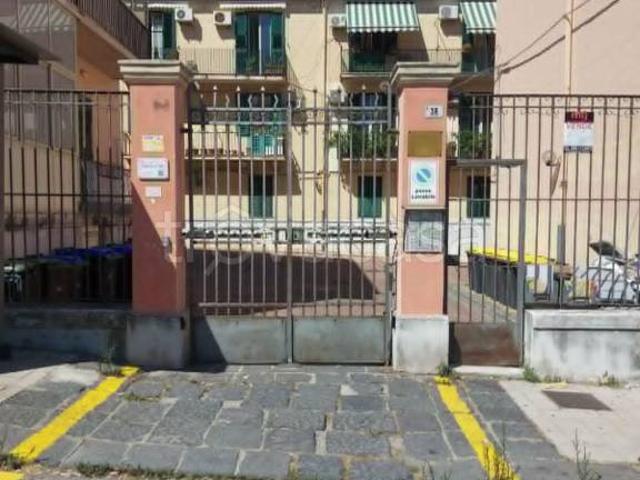 Quadrilocale in vendita a Messina via Bellinzona, 67, Giostra