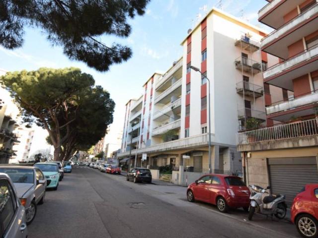 Quadrilocale in vendita a Messina via Trebbia, Principe Umberto