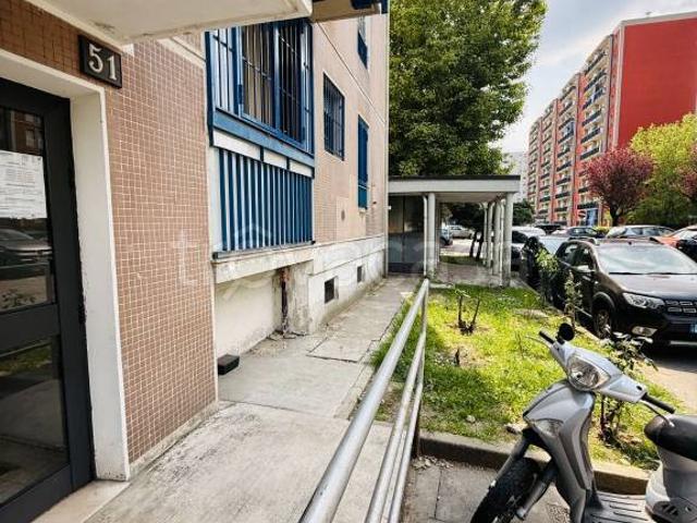 Quadrilocale in vendita a Milano via Costantino Baroni, 51, Gratosoglio