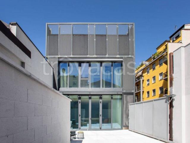 Quadrilocale in vendita a Milano via Cristoforo Gluck, 45, Cascina dei Pomi
