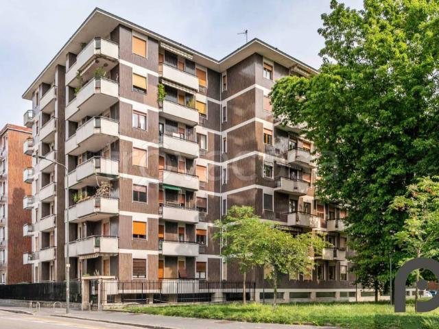Quadrilocale in vendita a Milano via Berna, 21, Primaticcio