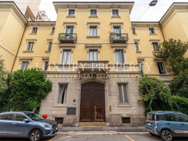 Quadrilocale in vendita a Milano via Gaetano Donizetti, 38, Palestro