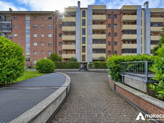 Quadrilocale in vendita a Milano via Donna Prassede, 9, Cantalupa San Paolo