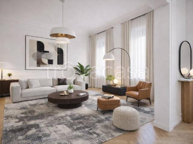 Quadrilocale in vendita a Milano via dell'Annunciata, Brera