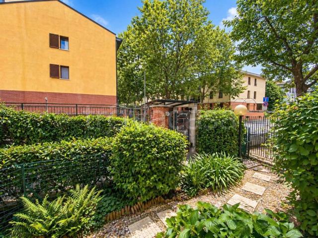 Quadrilocale in vendita a Milano via Edgardo Moltoni, 3, Muggiano