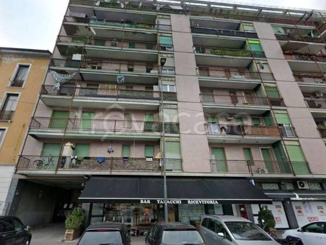 Quadrilocale in vendita a Milano via Rogoredo, 113, Santa Giulia
