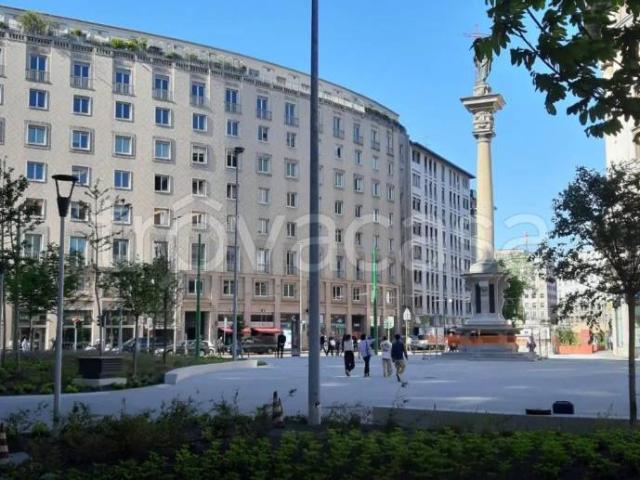 Quadrilocale in vendita a Milano largo Augusto, Borgogna Largo Augusto