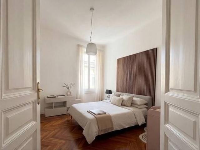 Quadrilocale in vendita a Milano piazza Cinque Giornate, Montenero