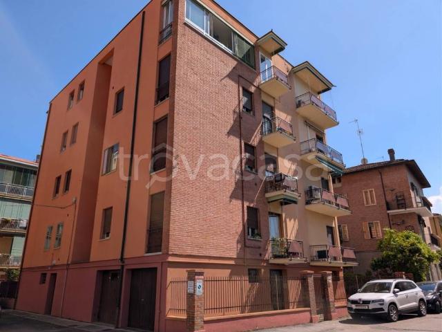 Quadrilocale in vendita a Modena, Buon Pastore Parco Amendola
