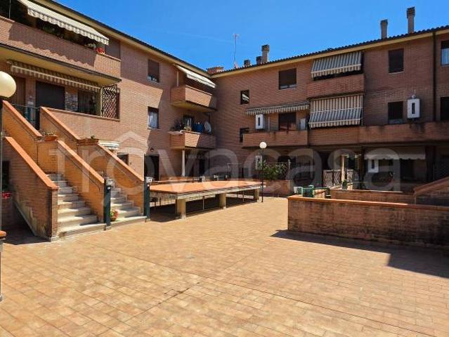 Quadrilocale in vendita a Monteriggioni via della resistenza, 47, Badesse