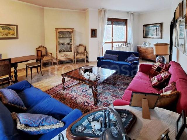 Quadrilocale in vendita a Monza via Puglia, 6, San Giuseppe