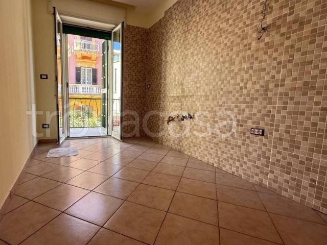 Quadrilocale in vendita a Napoli via Ilioneo, 91, Bagnoli