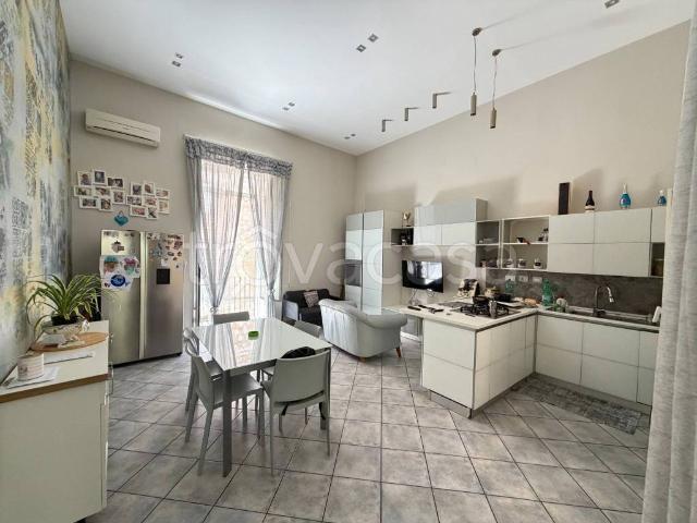 Quadrilocale in vendita a Napoli via Sedile di Porto, 55, Centro Storico