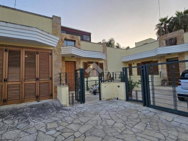 Quadrilocale in vendita a Nardò viale Medaglie d'Oro, 34