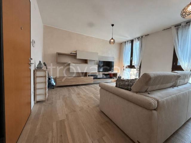 Quadrilocale in vendita a Novellara viale Monte Grappa, 1