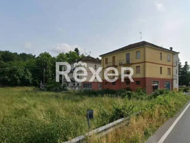 Quadrilocale in vendita a Ovada via Molare