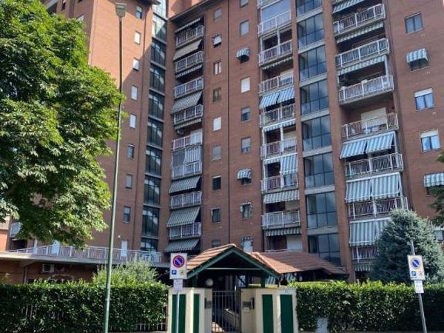 Quadrilocale in vendita a Orbassano via Guglielmo Marconi, 11