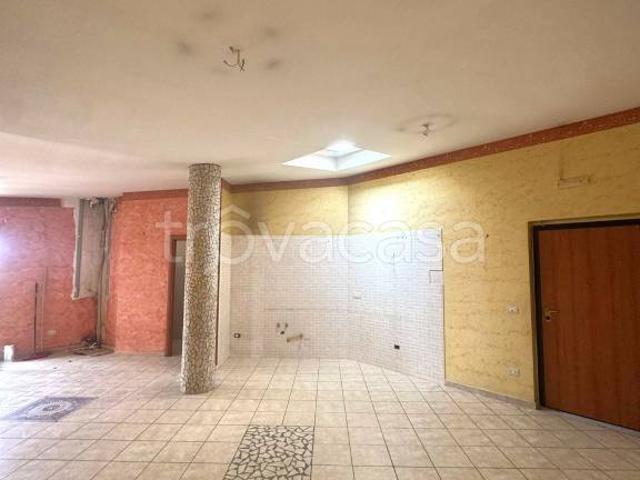 Quadrilocale in vendita a Orta di Atella via Alberto Sordi
