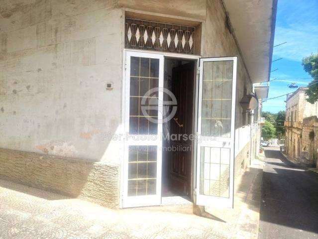 Quadrilocale in vendita a Ostuni via Dante Alighieri