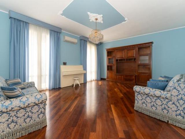 Quadrilocale in vendita a Augusta