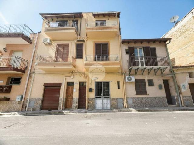 Quadrilocale in vendita a Bagheria via San Giuliano, 84