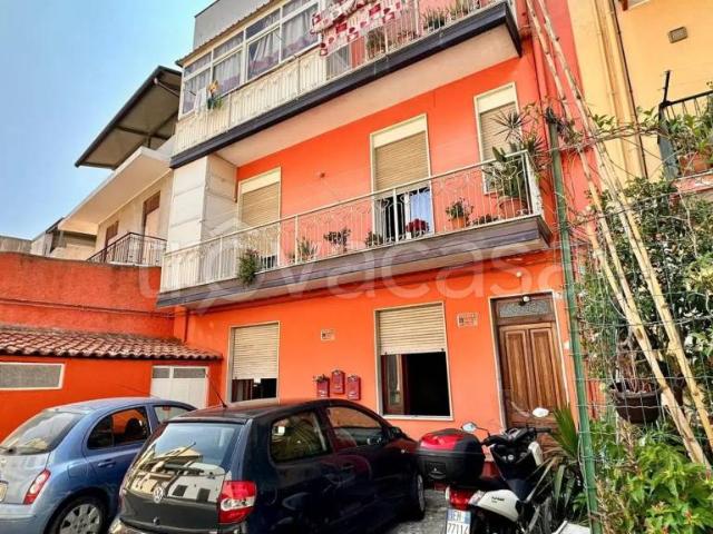 Quadrilocale in vendita a Barcellona Pozzo di Gotto via Giuseppe Parini, 78